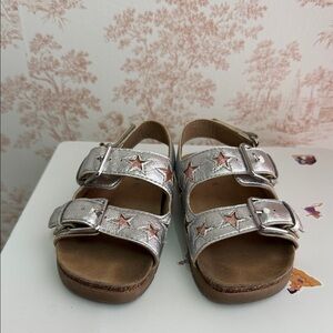 Zara Kids Metallic Silver Star Sandals with Rose Gold Accents. Size 8 toddler